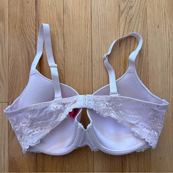 Bra Bundle 34D - Picture 4 of 10